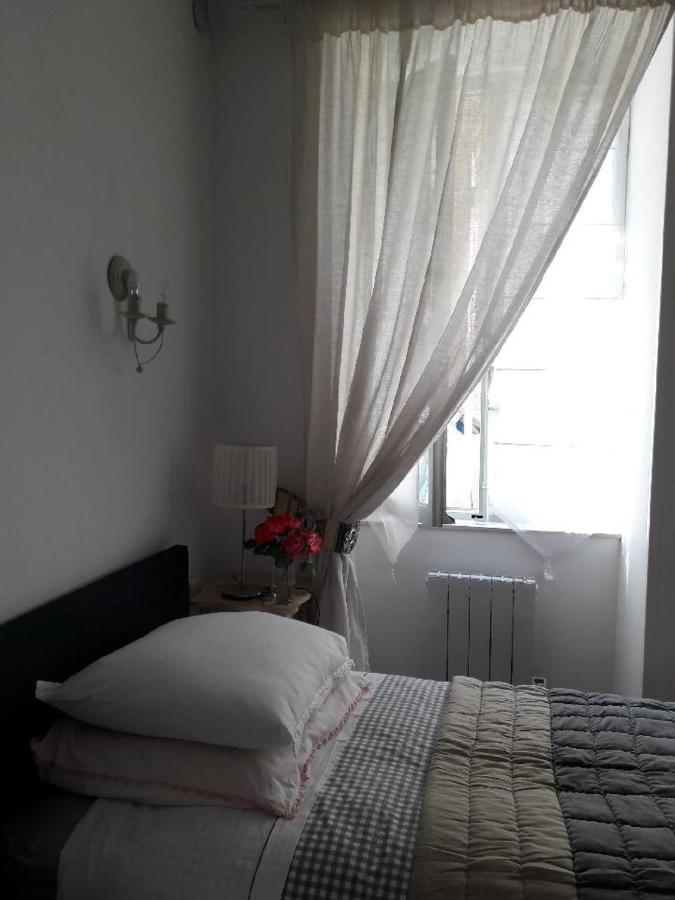 Le Tabellion Bed & Breakfast Noyers-sur-Serein Luaran gambar